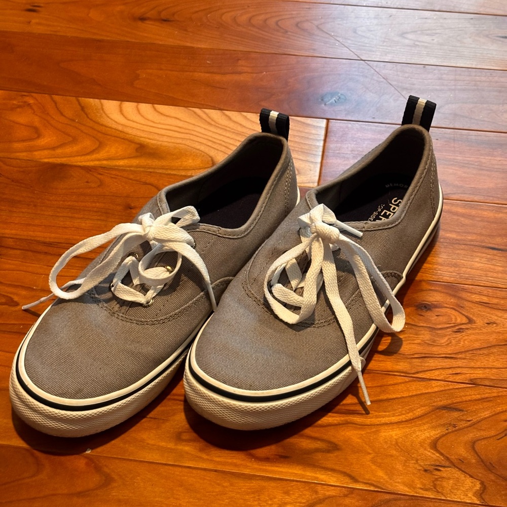 Sperry Top-Sider Women's Crest CVO Sneakers Gray Women's Size 7.5